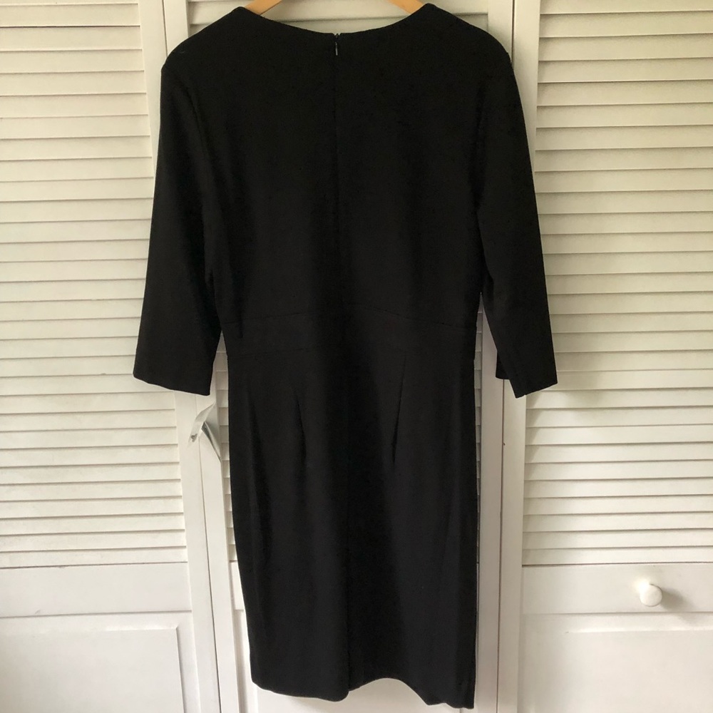❌SOLD❌ Gabby Skye Colorblock Sheath Dress - Picture 8 of 8